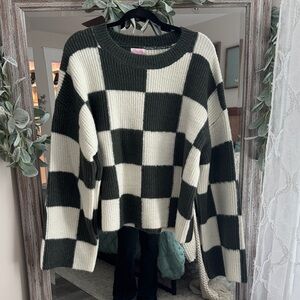 Pink Lily Checkered Green and White Sweater